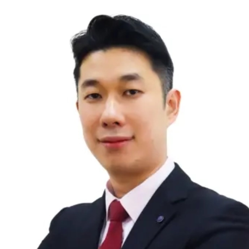 Dr Robin Low Chin Aun