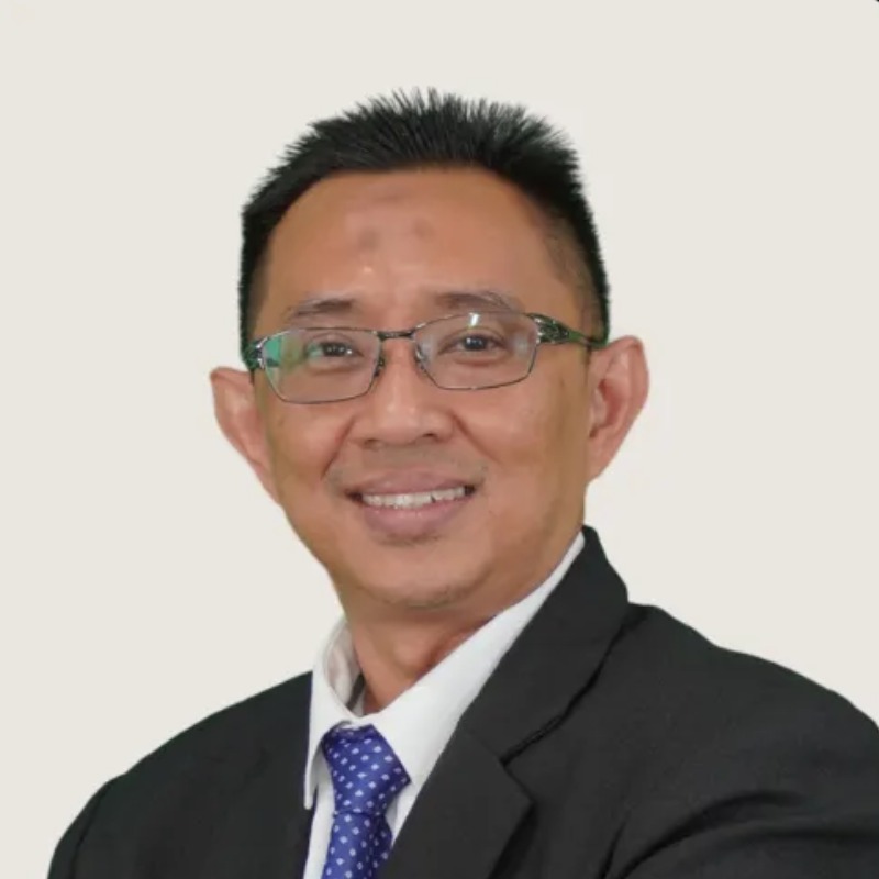  Dr. Amirozi Ahmad
