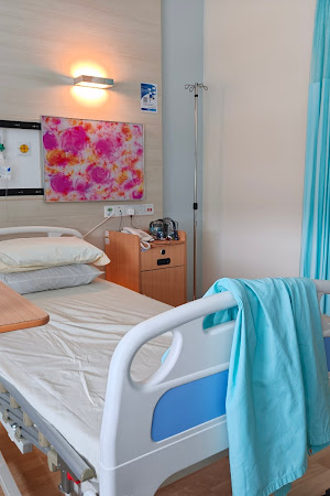 Patient review photo