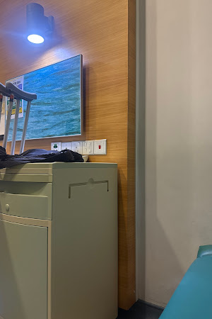 Patient review photo