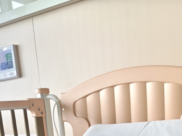 Patient review photo