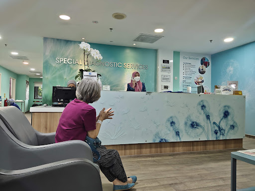 Patient review photo
