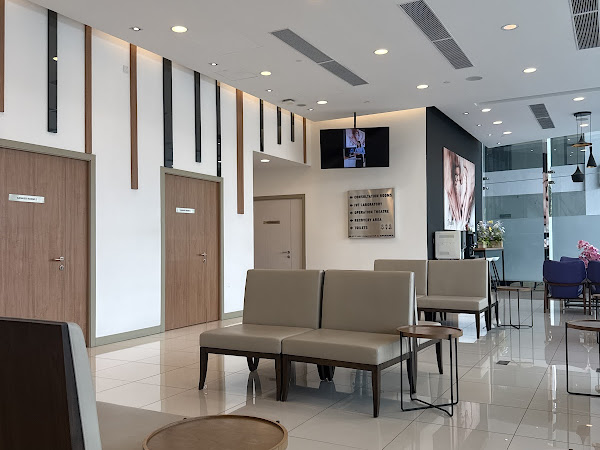 Patient review photo